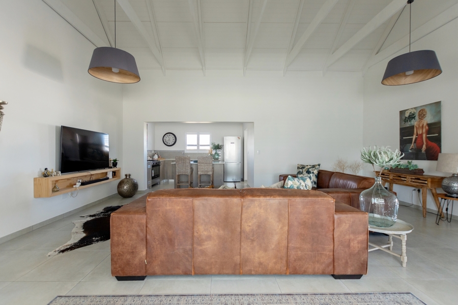 3 Bedroom Property for Sale in Britannia Bay Western Cape